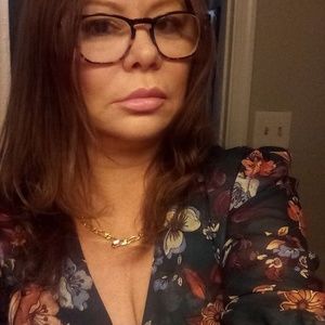 Meet your Posher, Hazel